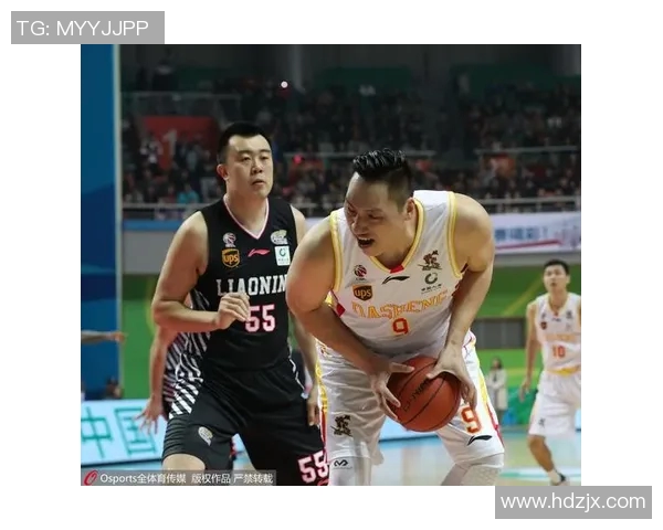 南京篮球队防守表现分析与改进建议探讨